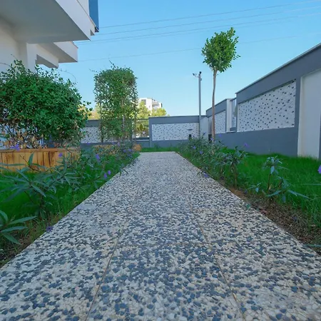 Elysium Deluxe Hotel