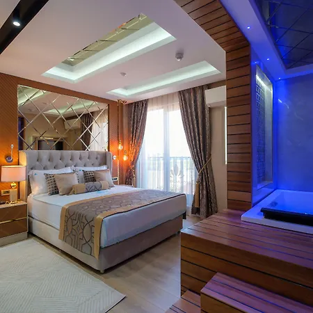 Elysium Deluxe Hotel *