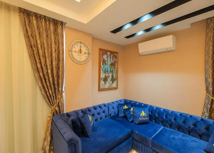 Elysium Deluxe Hotel *